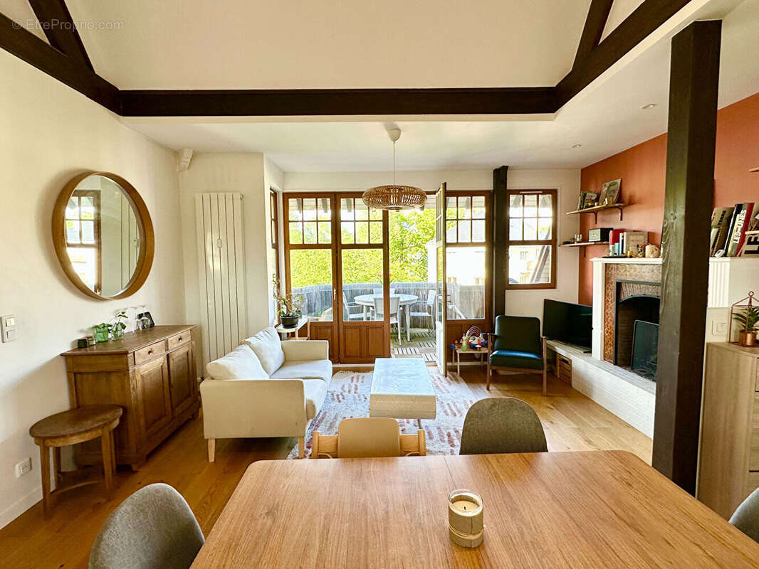 Appartement à MAISONS-LAFFITTE