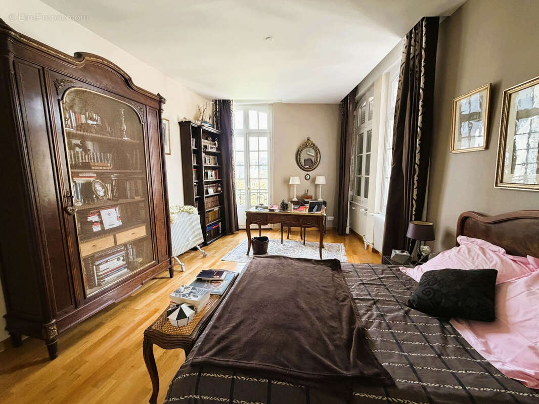 Appartement à VICHY