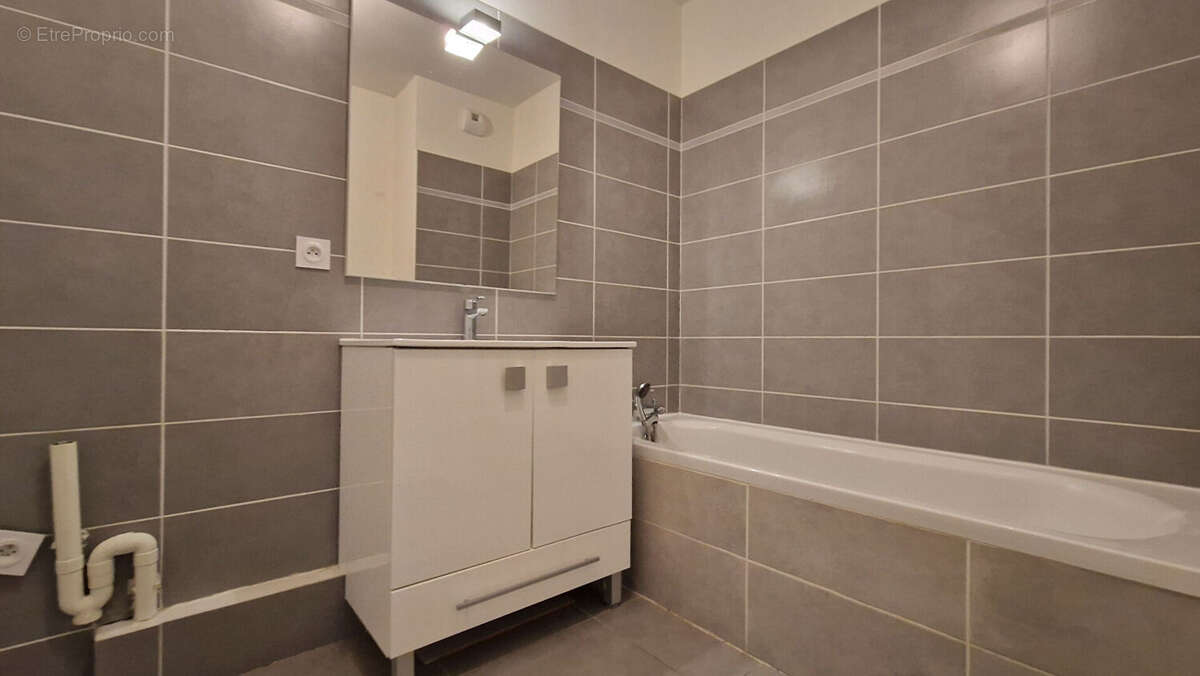 Appartement Frejus 3 pièces 62.15 m2 terrasse et stationnement privatif - photo 10