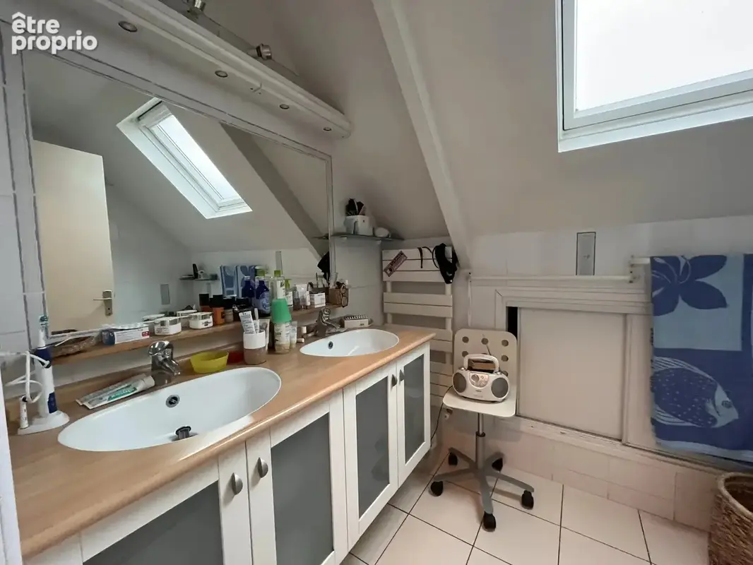 Maison 7P 115m² - Jardin garage - photo 12