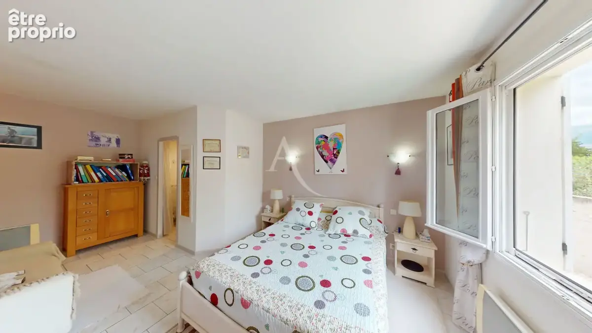 A VENDRE - Maison Poulx 5 pièce(s) - 151m² - photo 13