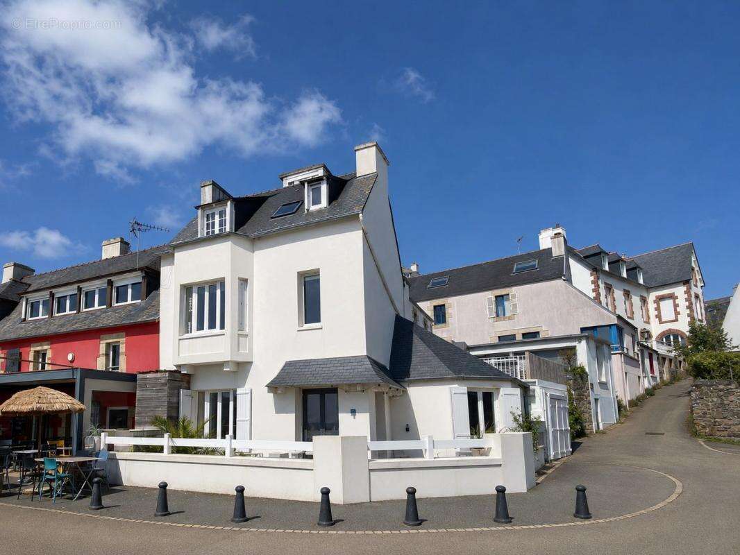 Maison à vendre "les pieds dans l'eau" au Dourduff-en-Mer avec vue exceptionnelle - photo 17