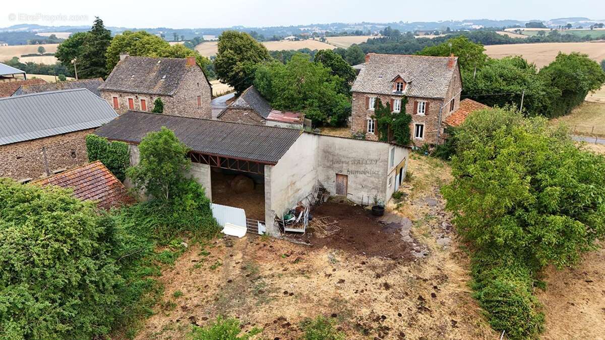 Maison 148 m² à Rieupeyroux  - photo 19