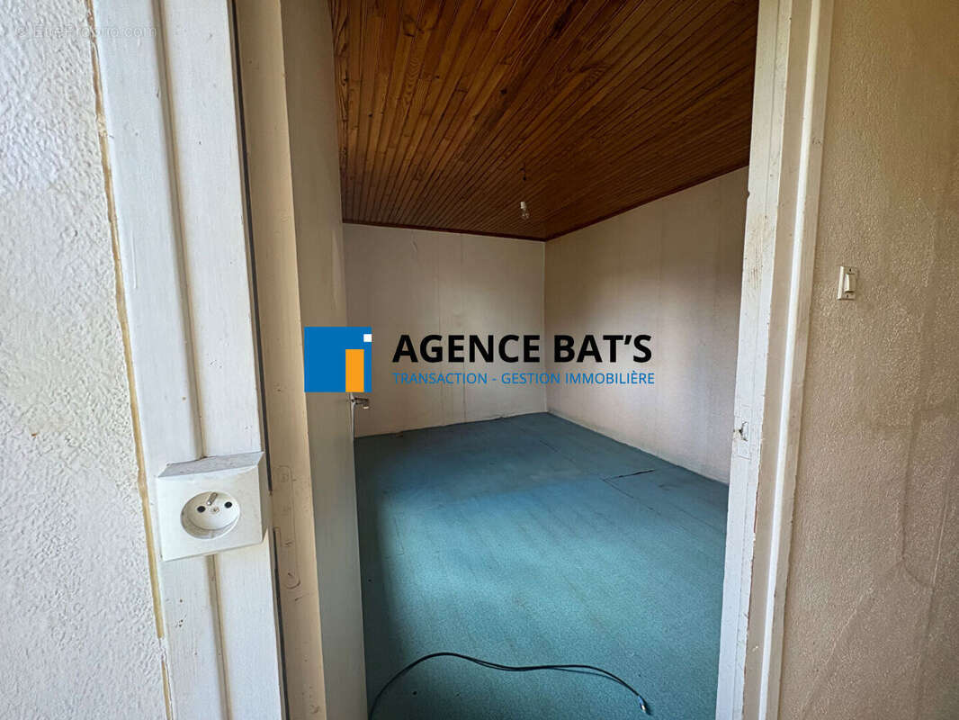 Photo 9 - Maison à SAINT-ROMAIN-LACHALM