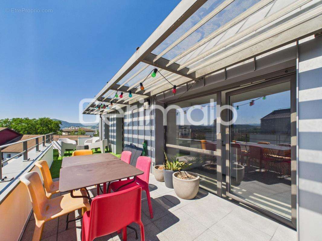 Vente - Appartement - 5 pièces + cuisine - 115 m² - 599 000 € - - photo 4