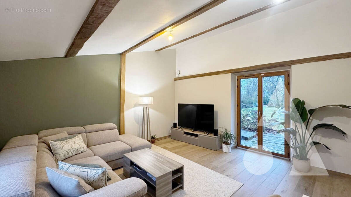 Maison à CREPY-EN-VALOIS