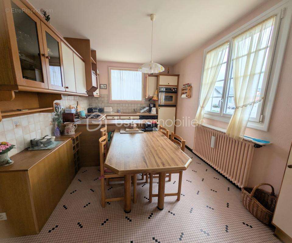 Maison à SAINT-JULIEN-DE-CONCELLES