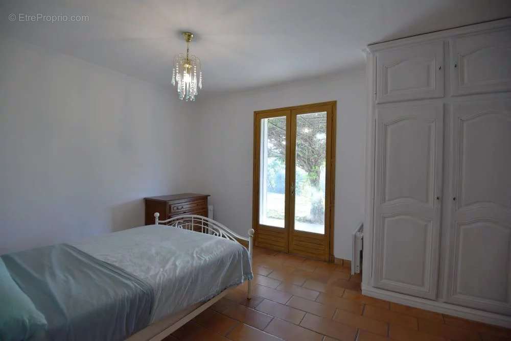 Maison à MONTAUROUX