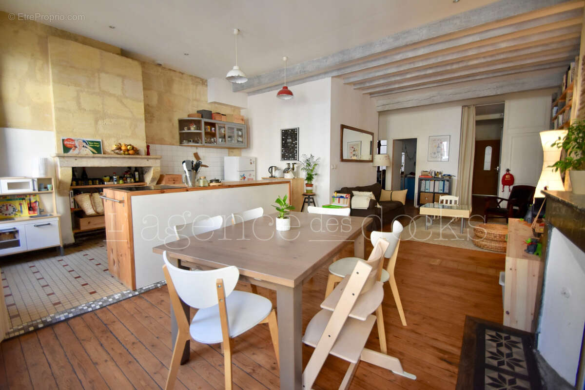 Appartement à BORDEAUX