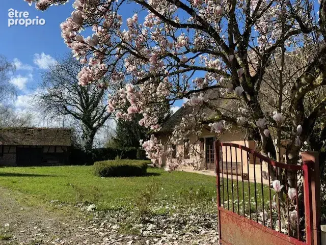 Tenement immobilier compose de deux fermes bressannes - photo 2