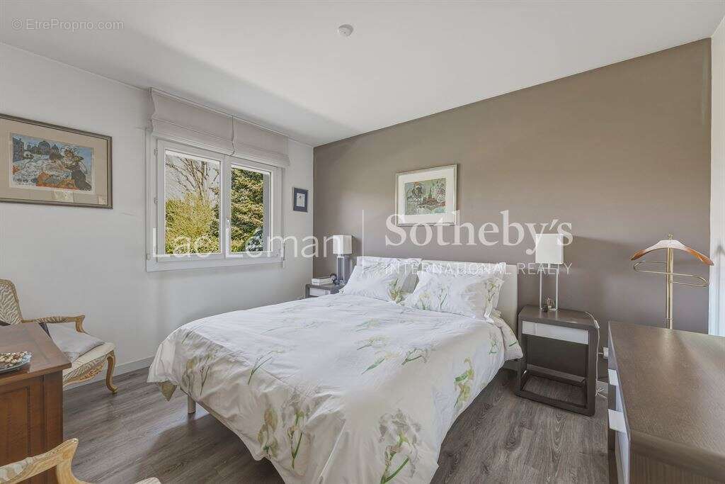 Maison à CHENS-SUR-LEMAN