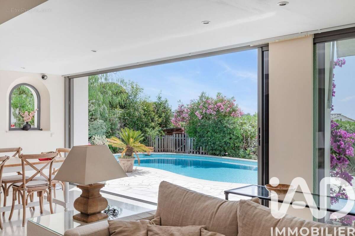 Photo 4 - Maison à VILLENEUVE-LOUBET