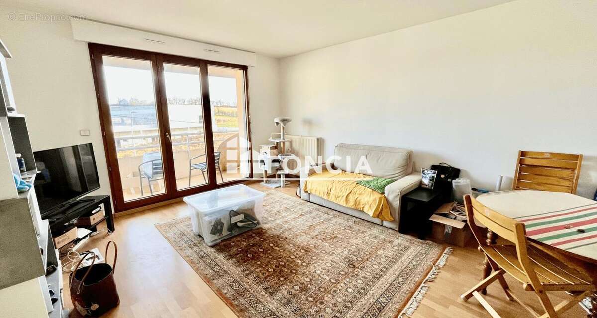 Appartement à SAINT-ORENS-DE-GAMEVILLE