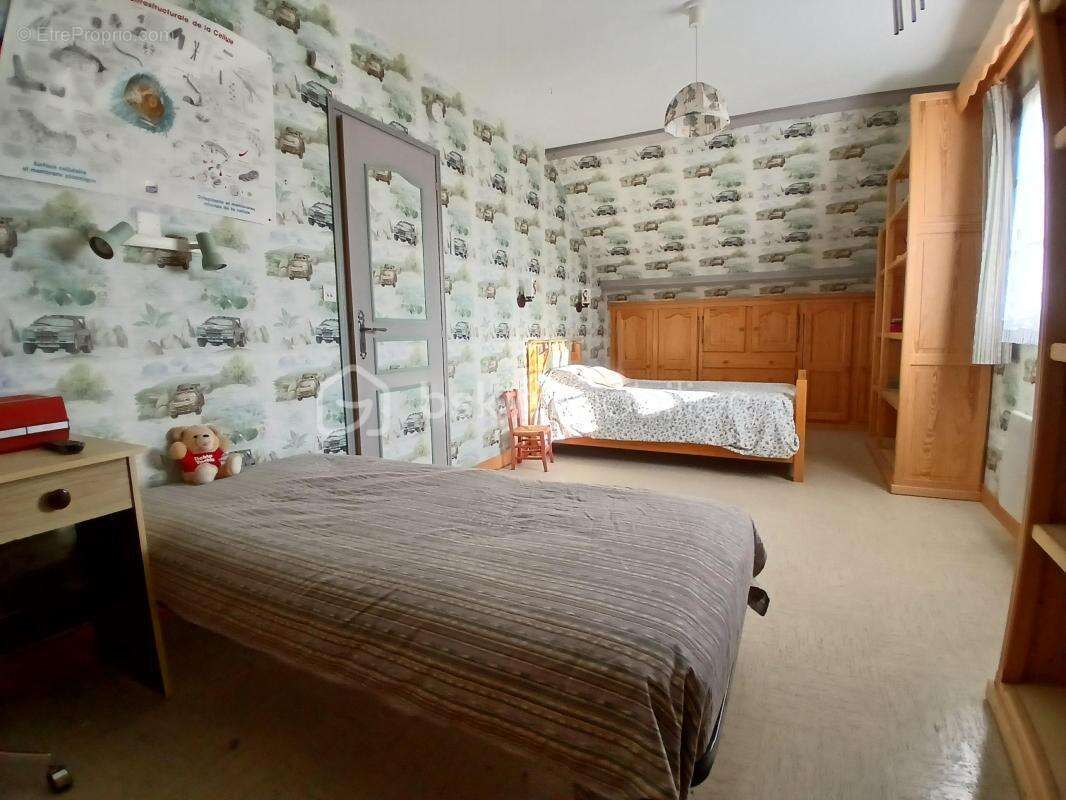 Maison à NEUVY-EN-SULLIAS