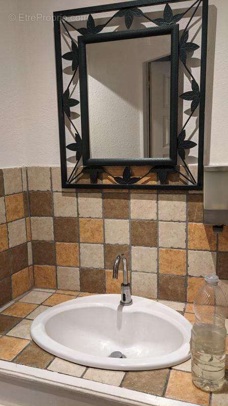 Commerce à BARGEMON