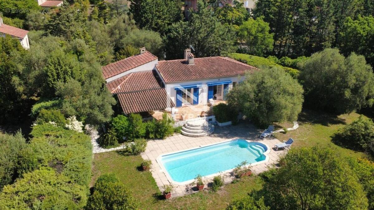 Maison à FAYENCE