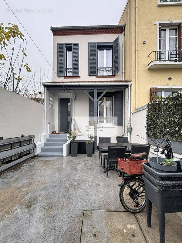 Maison à NOGENT-SUR-MARNE