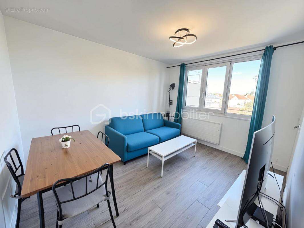Appartement à VAIRES-SUR-MARNE