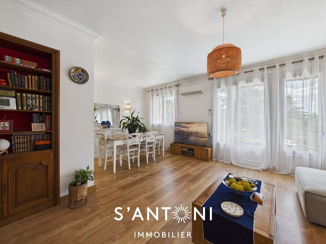 Appartement à BEZIERS