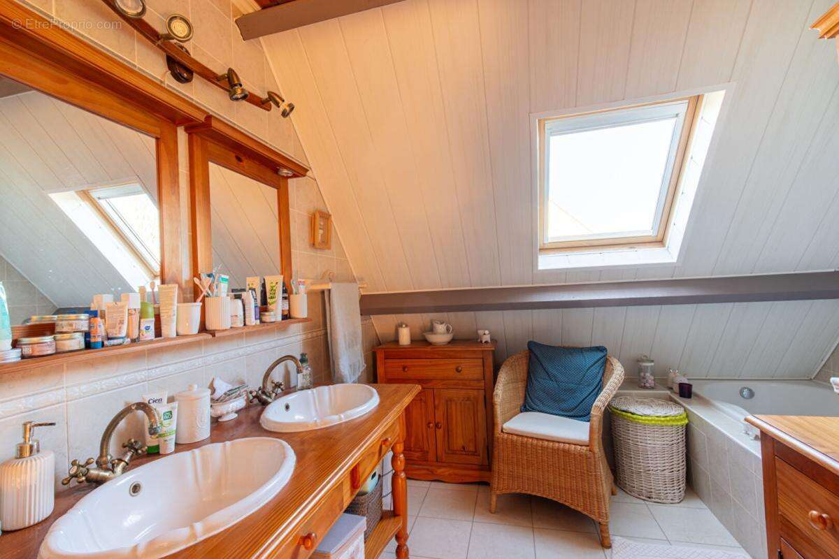 Maison familiale à vendre -  Gaillon Sur Montcient - photo 13