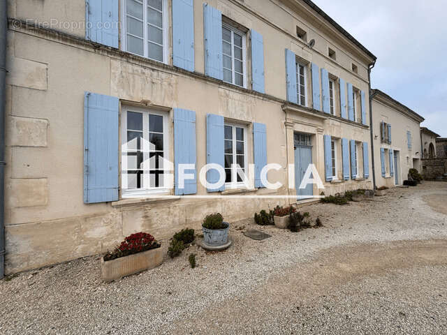 Maison à LES TOUCHES-DE-PERIGNY