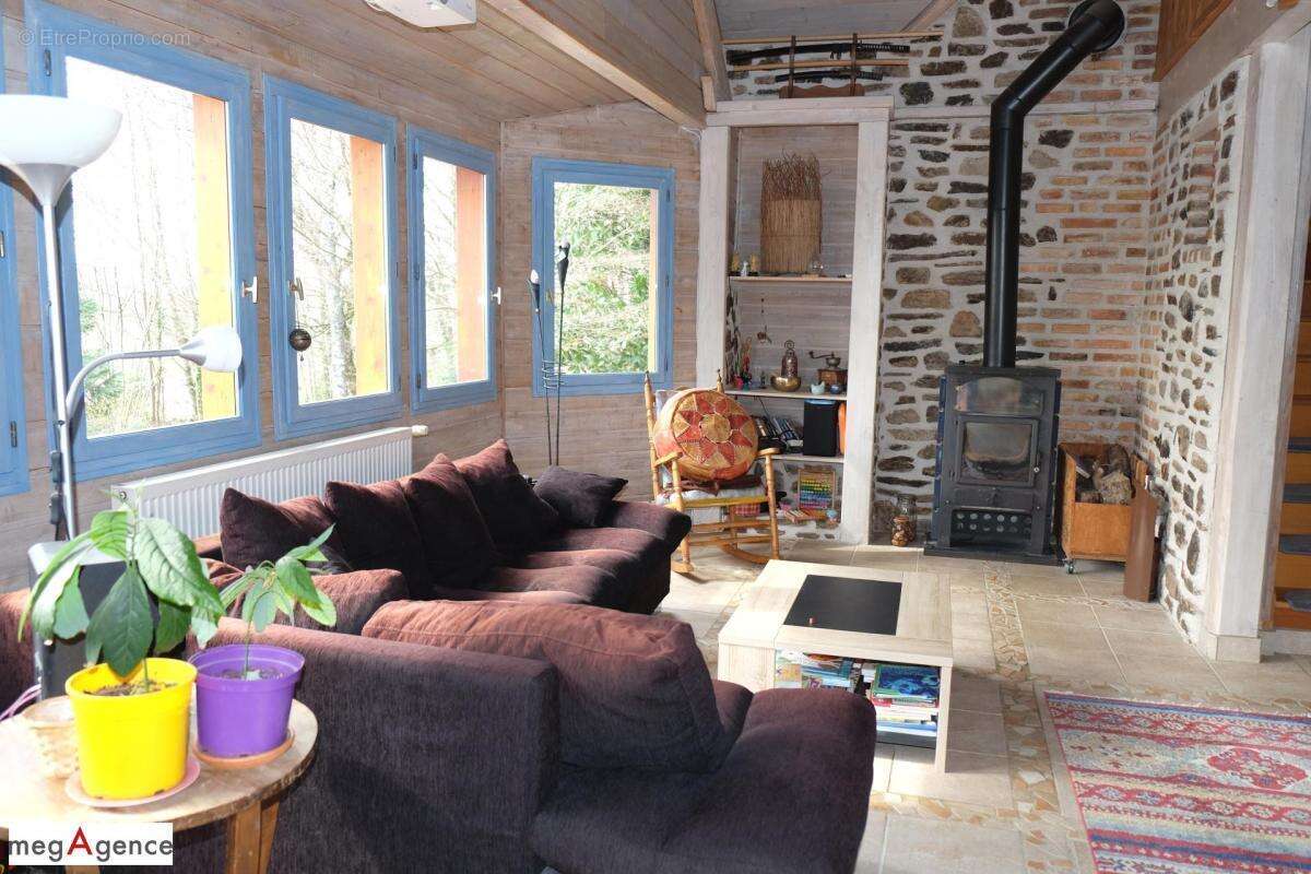 Maison à SAINT-CLEMENT