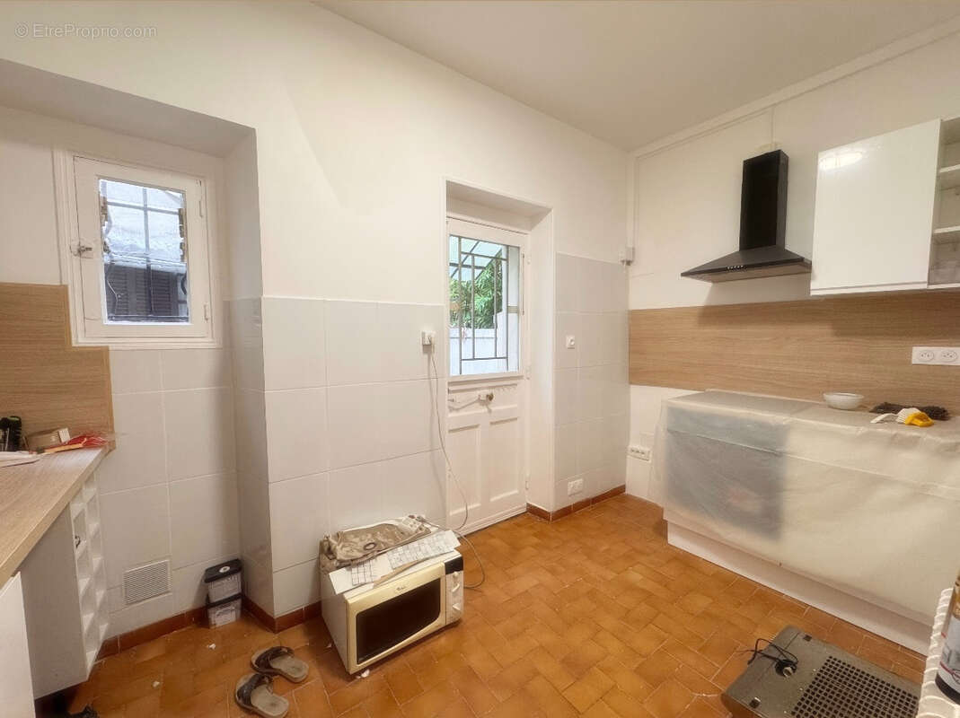 Appartement à LA GARENNE-COLOMBES