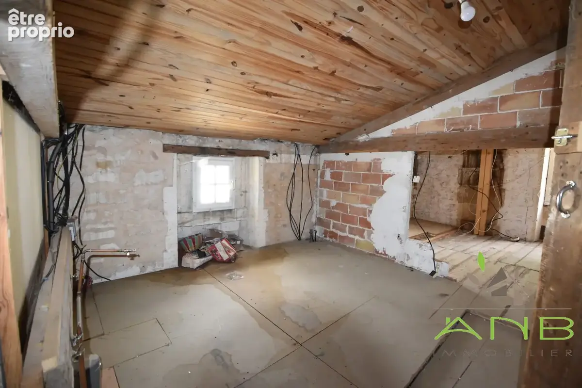 Maison 70 m² à Villebois-Lavalette  - photo 6