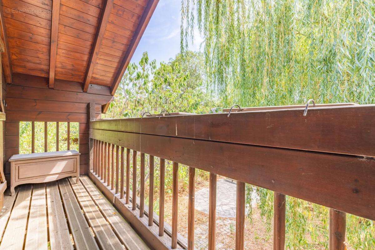 Charmant Chalet de 2 pièces 50 m² à Réau dans un environnement exceptionnel ! - photo 17