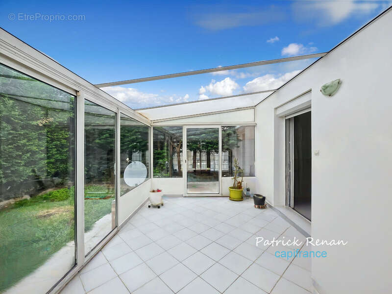 Maison à PLAISIR
