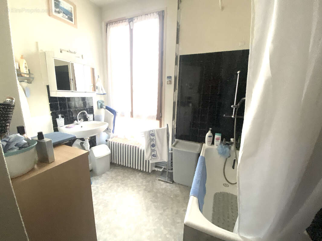 Maison à LES PAVILLONS-SOUS-BOIS