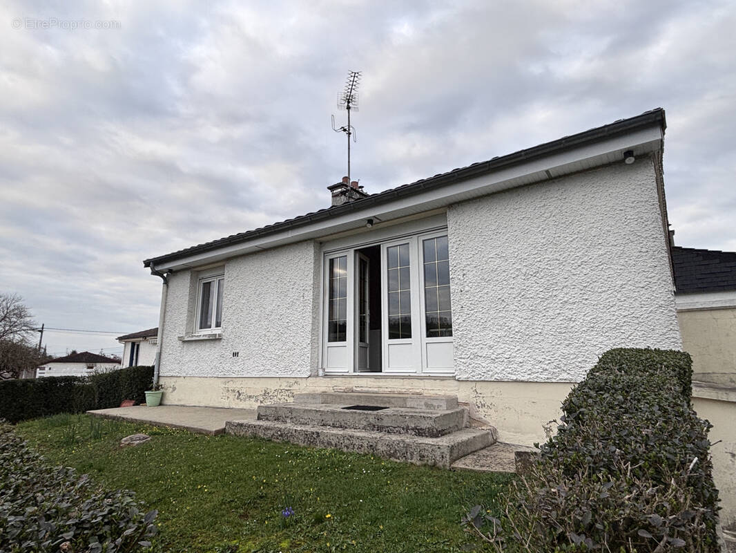 Maison à VIMOUTIERS