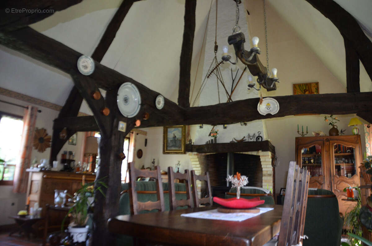 Maison spacieuse à vendre à Tourville-la-Campagne - Un véritable coup de coeur ! - photo 10