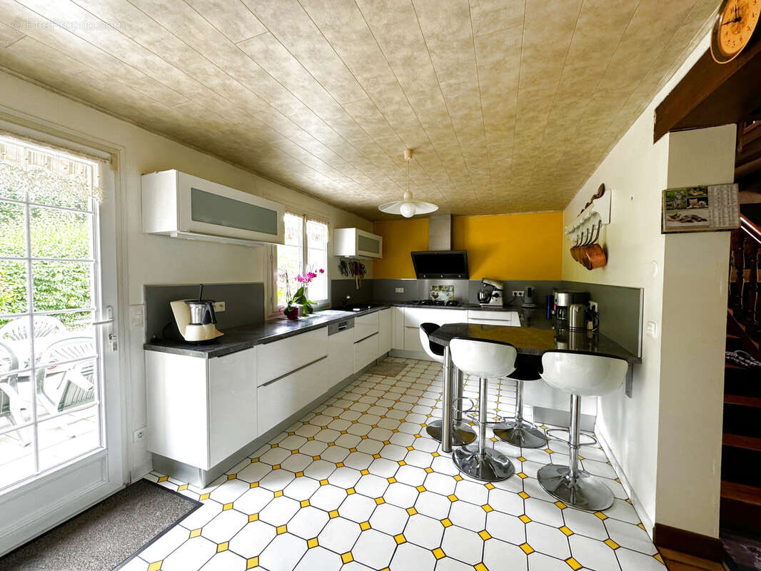 Maison à MORTAGNE-AU-PERCHE