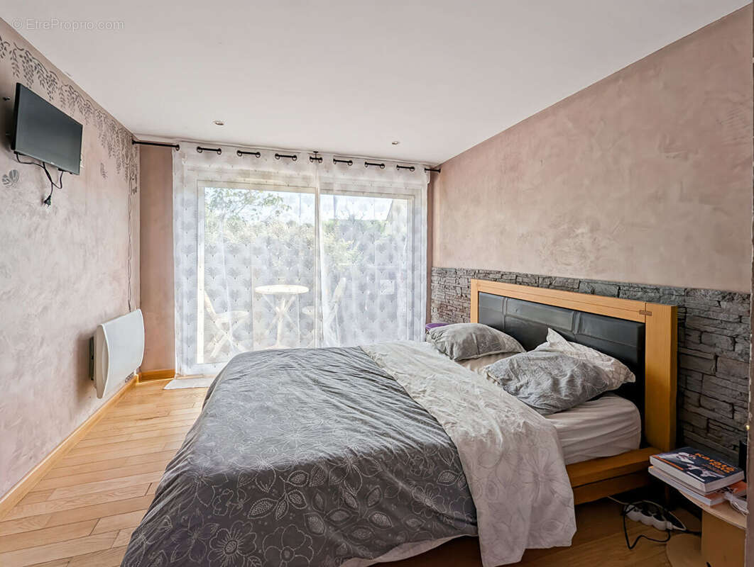 Maison 154m² - Ercé-près-Liffré - 5 Chambres - Terrain 540m² - photo 8