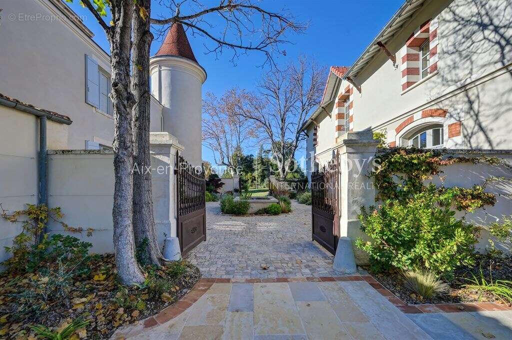Maison à AIX-EN-PROVENCE