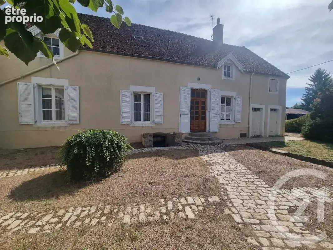 Maison à SAINT-REVERIEN