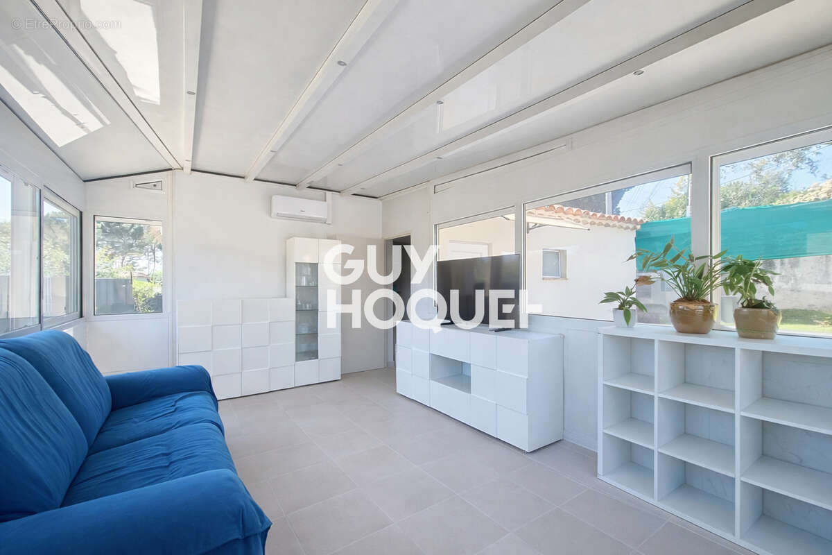 Deux maisons indépendantes 2 et 3 pièces sur 495 m² à Mougins - photo 8