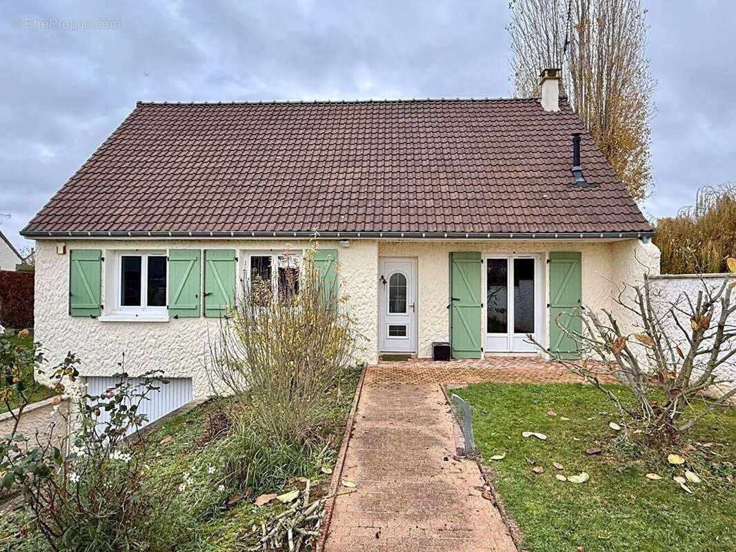 Maison Chaumont En Vexin 4 pièce(s) 90 m2 - photo 2