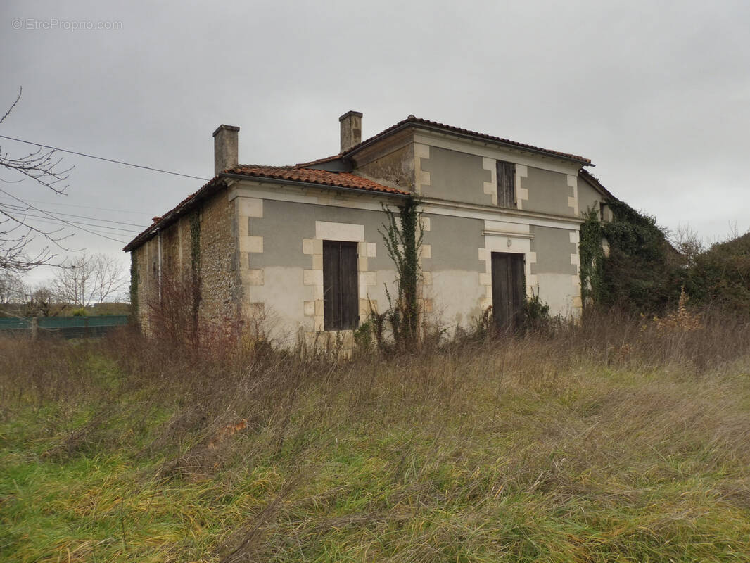 Maison à RIBERAC