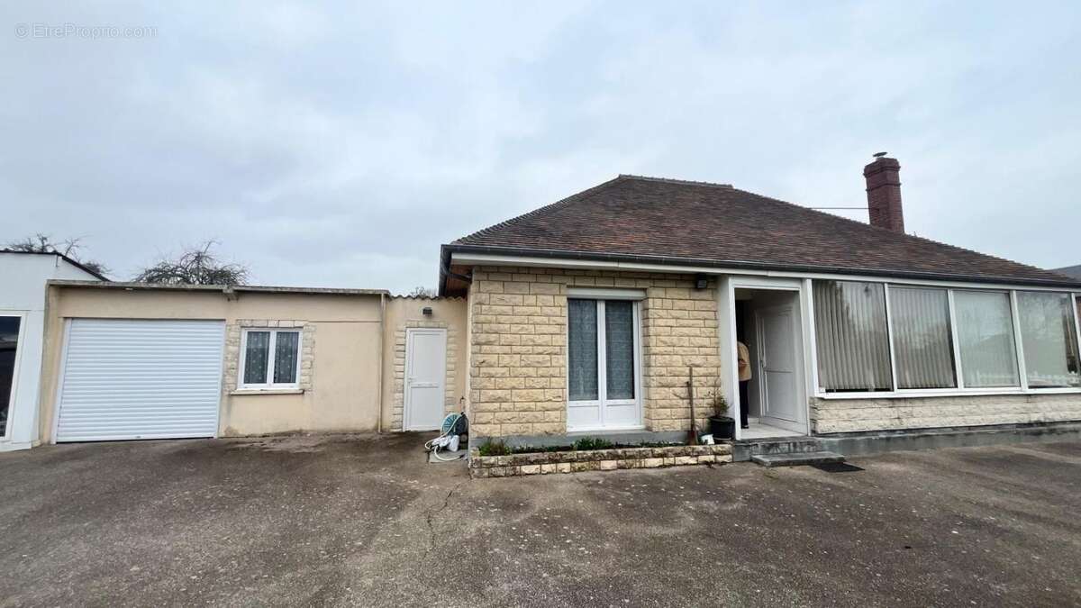 Maison à THIBERVILLE