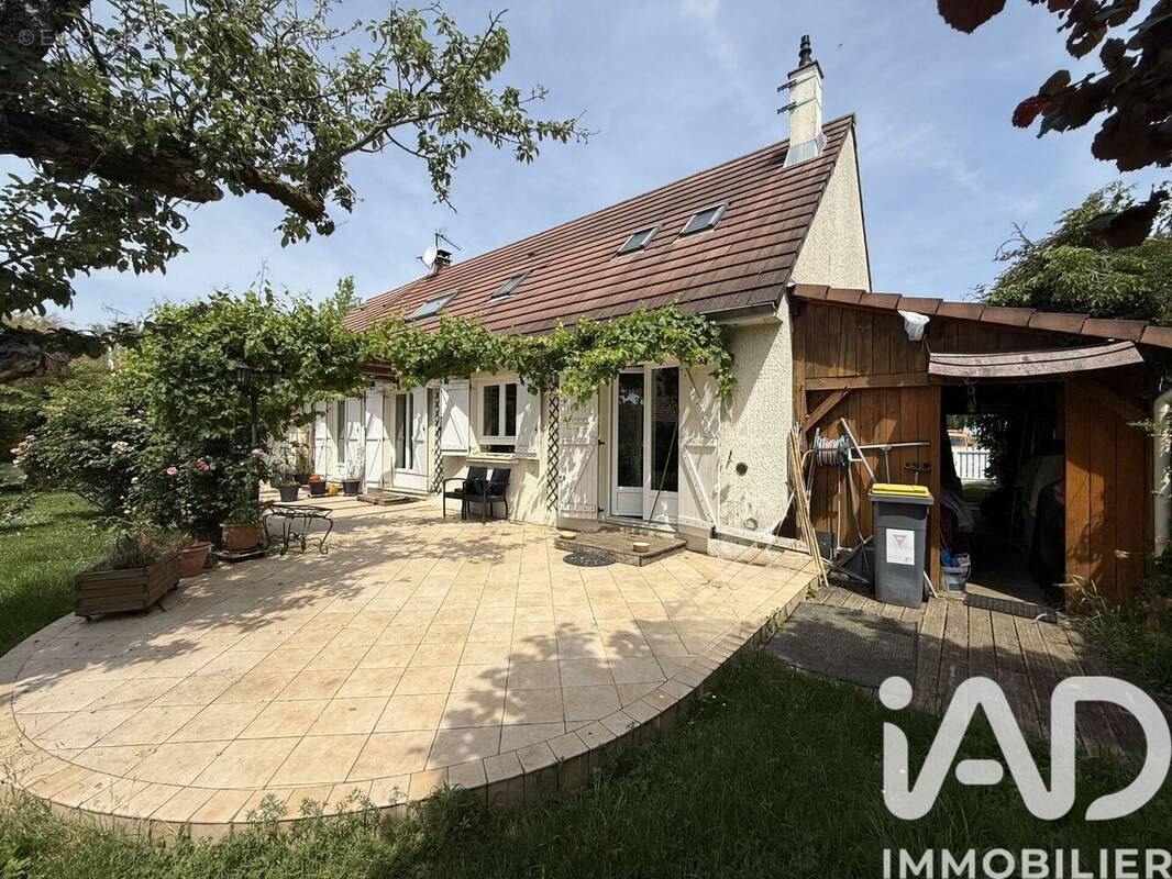 Photo 1 - Maison à VOISENON