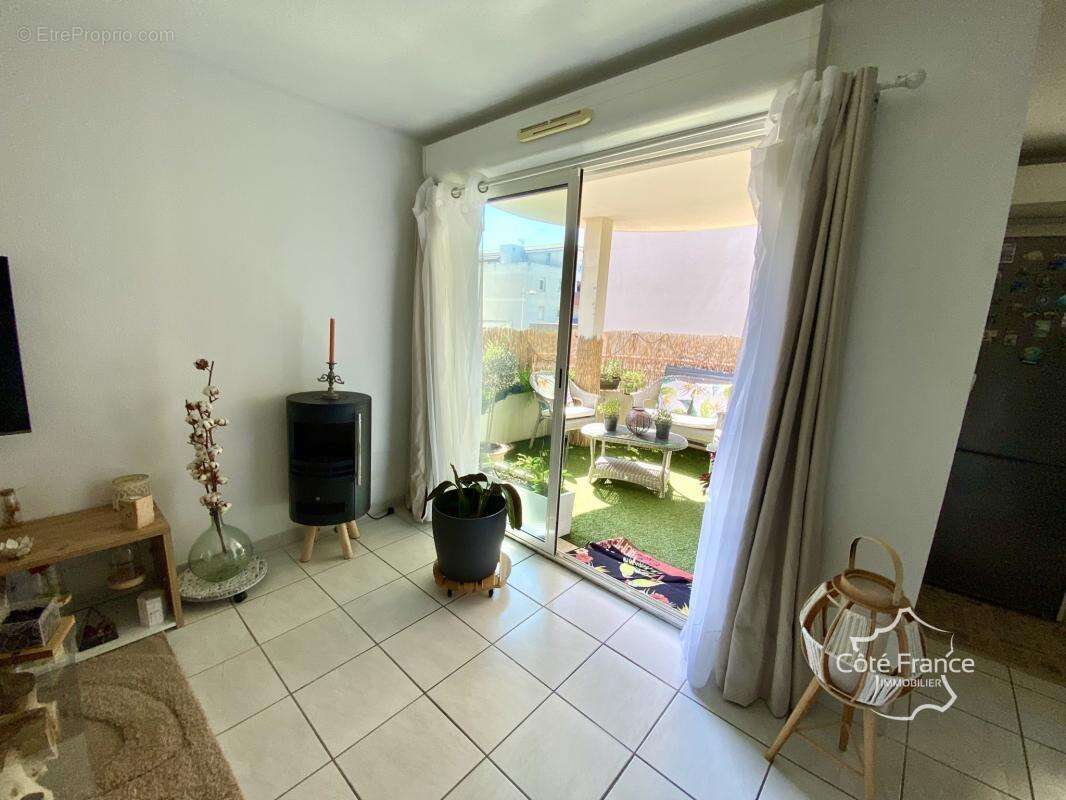 Appartement T3 - 52 m2 - Deux chambres - Terrasse ensoleillé - photo 4