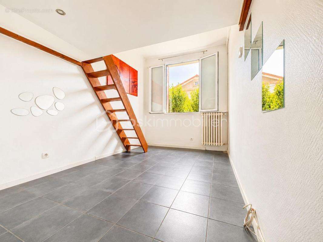 Appartement à BAGNEUX