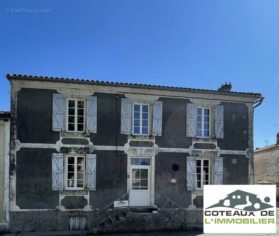 Appartement à PERIGNAC