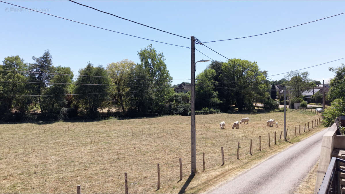 Maison à TAMNAY-EN-BAZOIS