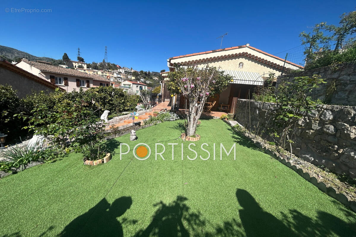 Maison à LA TRINITE