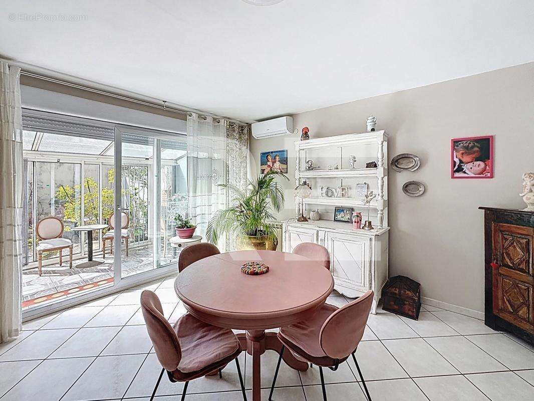 Maison à NIMES