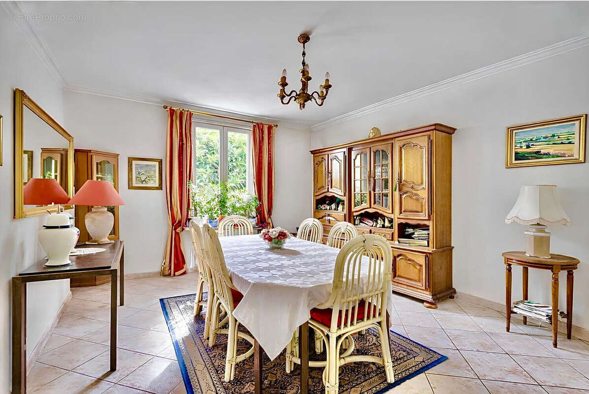 Maison à ASNIERES-SUR-OISE