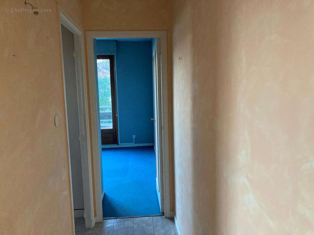 couloir chambre - Appartement à CAHORS